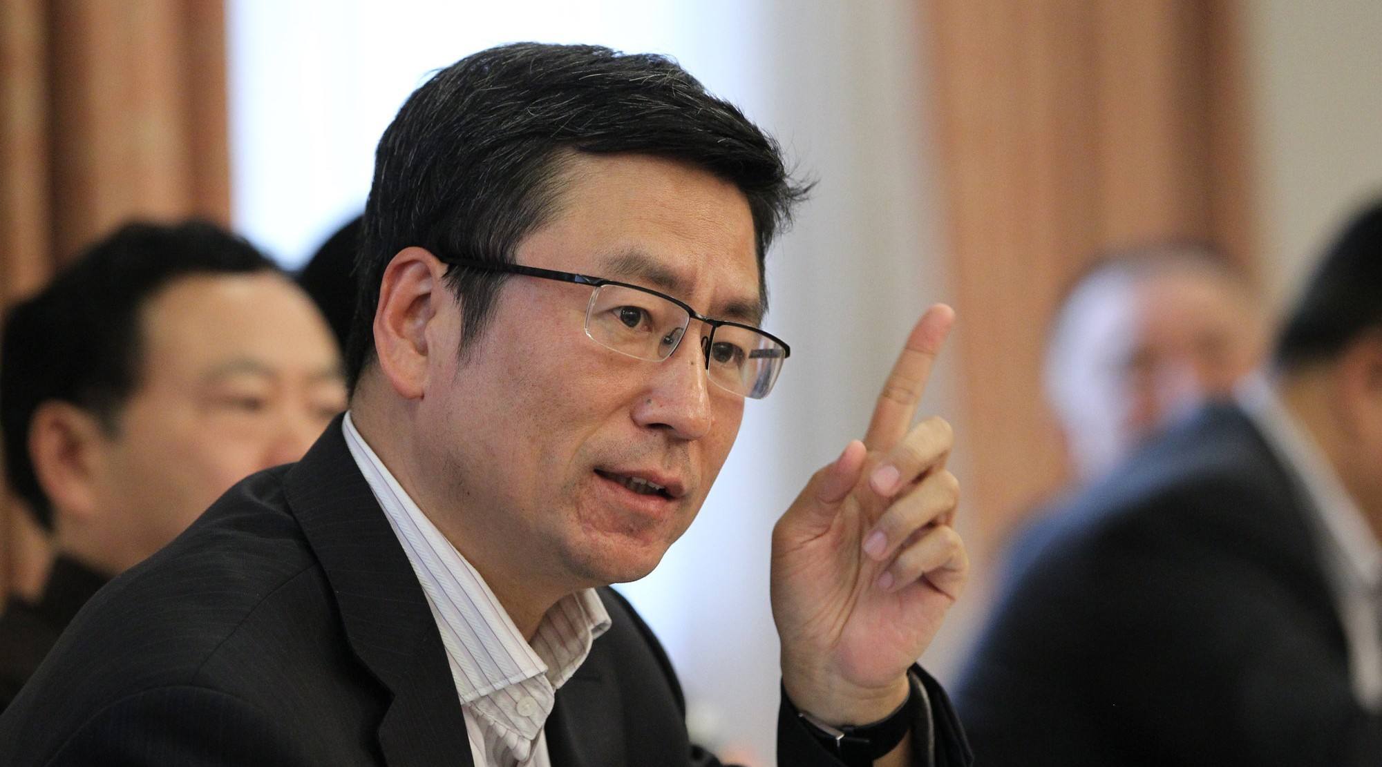 白岩松追思赵忠祥称其为“宗师”：中国电视新