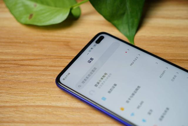 手机比代言人还火?1999元红米K30 5G手机,让王一博被忽略?