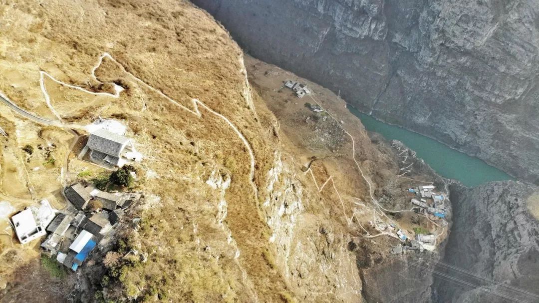 美丽中国-1545:有着“世界首条山区高速铁路”之称的成贵高铁 美丽中国-1545:有着“世界首条山区高速铁路”之称的成贵高铁