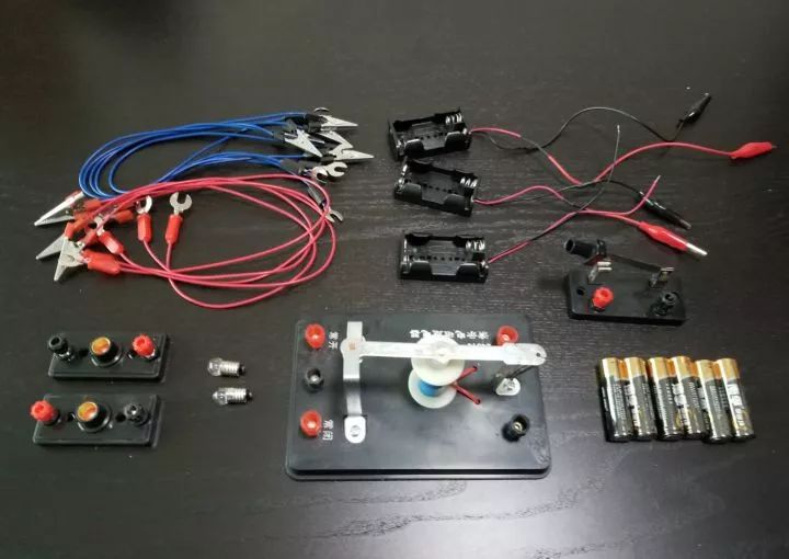 「技术爽文」从转向灯哒哒哒到继电器diy,走起