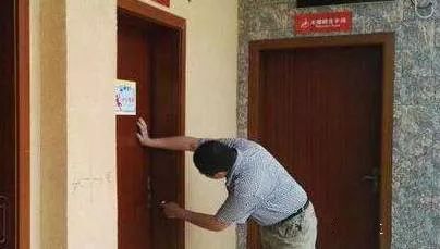 你家的厕所门是关着还是开着？没想到它竟这么重要！