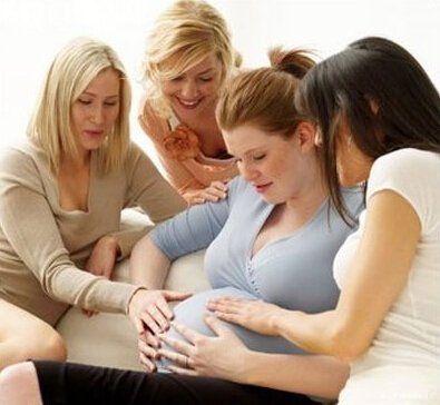 怀孕后能不能摸肚子，医生：三种情况少摸，对胎儿发育更好 