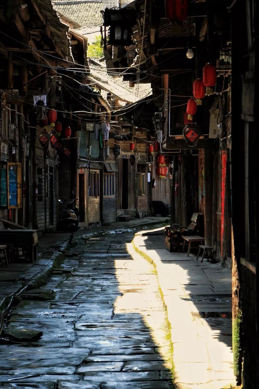 美丽中国-1545:有着“世界首条山区高速铁路”之称的成贵高铁 美丽中国-1545:有着“世界首条山区高速铁路”之称的成贵高铁