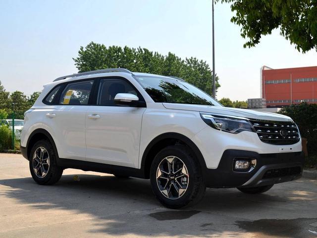 便宜家用suv ec079ac757574d8b92a4231fd6aae673.jpeg