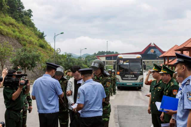 中越联合捣毁187个赌博网站,抓395人!团伙扎堆