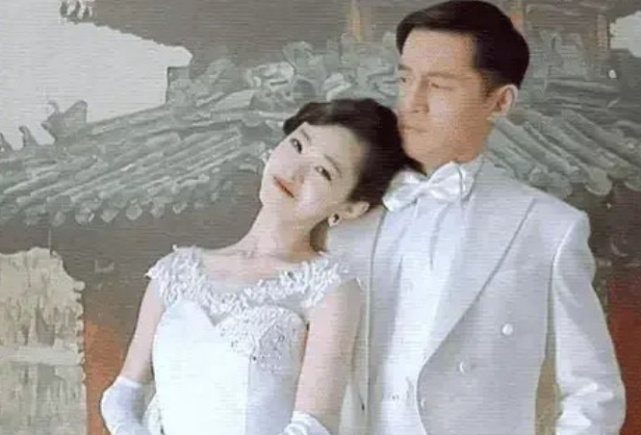 宋轶婚纱照_宋轶婚纱照的笑容