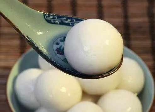 除夕什么时候吃汤圆 250a01989ff94523b122d05722391937.jpeg