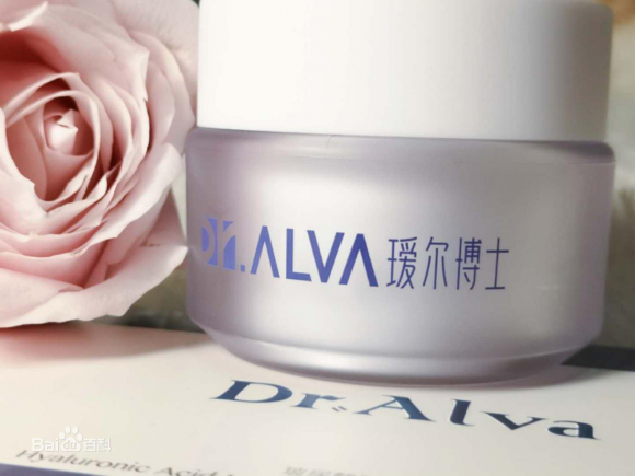 皮肤保湿霜修护敏感肌 5bcd4bc37a3b4c55bfa6c2d8f826c544.png