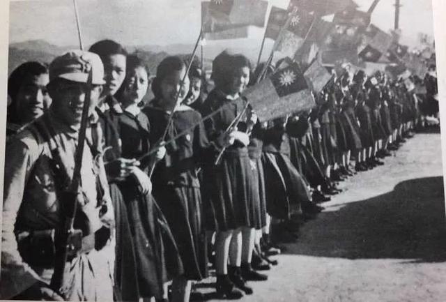 蔡英文等不少民进党台独分子，都是被国民党的资源养出来的。