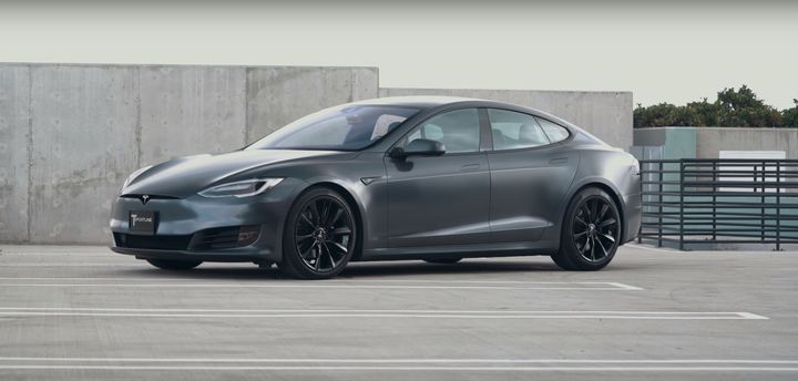 t sportline改装特斯拉model s 取名"战舰"_搜狐汽车