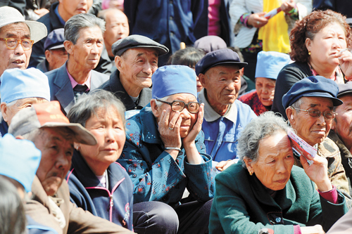 中国人口结构_中国人口突破14亿,华丽数字却存结构性隐患