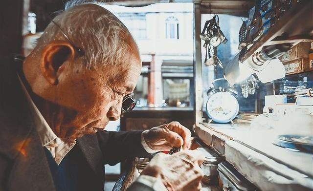 �ֱ��ı���ά������ô����һ������,Ϊɶ��ô��?