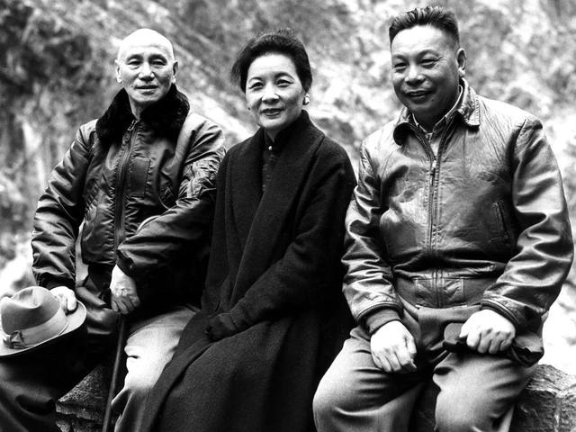 蔡英文等不少民进党台独分子，都是被国民党的资源养出来的。