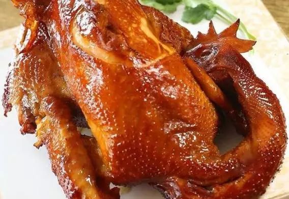 如何做出美味的整只鸡 c04552efcefa4610b95e76e8e8b05d08.jpeg