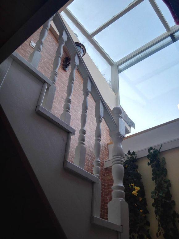 不顾家人反对买了顶楼复式 e5d2596f5f8147e1a73346cb5017d534.jpeg