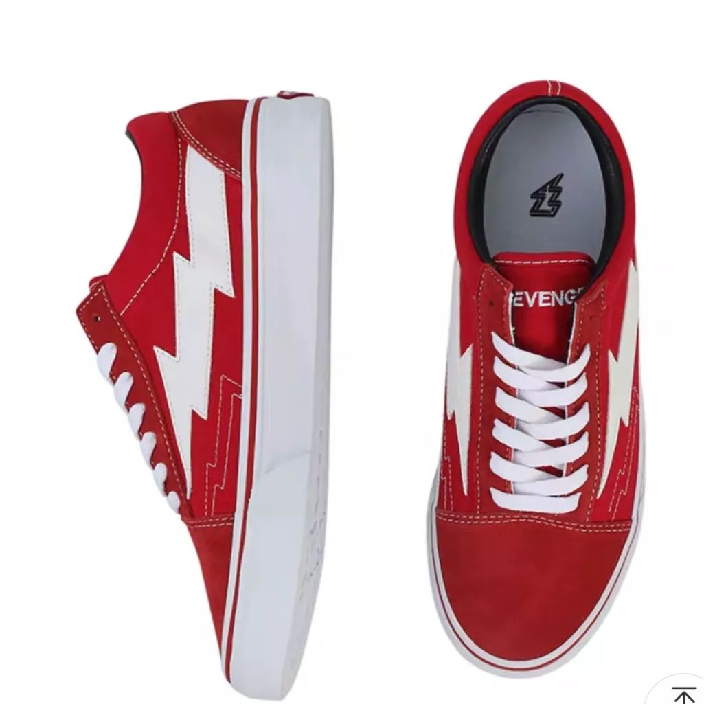 图源:天猫 rvgxstm旗舰店复仇风暴闪电鞋在前几年似乎有点 不温不火,可是