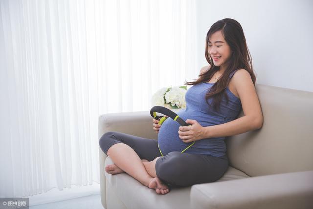 孕晚期，胎儿在肚子里总是一抖一抖咋回事？准妈妈们知道吗|
