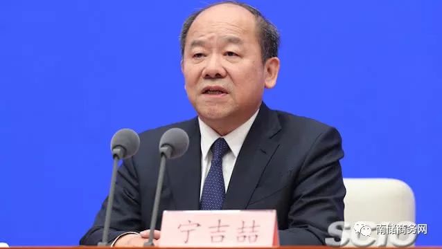 2020年消费占gdp比重_热点|中国占全球GDP比重将超16%,今年稳定增长可预期