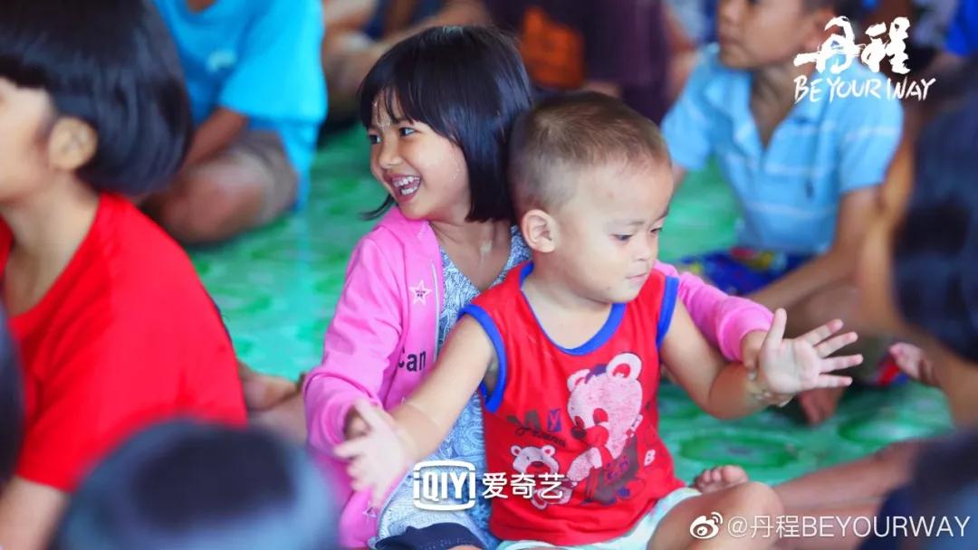 领养83个孤儿,卖2套房:就算穷,我们不用孩子捞钱