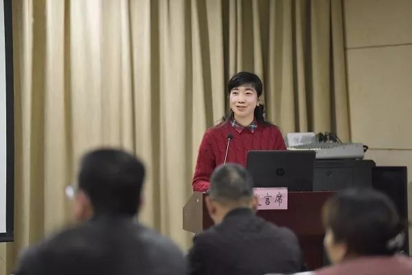 怎么在学校当校长 91159ea32b564a0fbc8557d43b96f4b1.jpeg