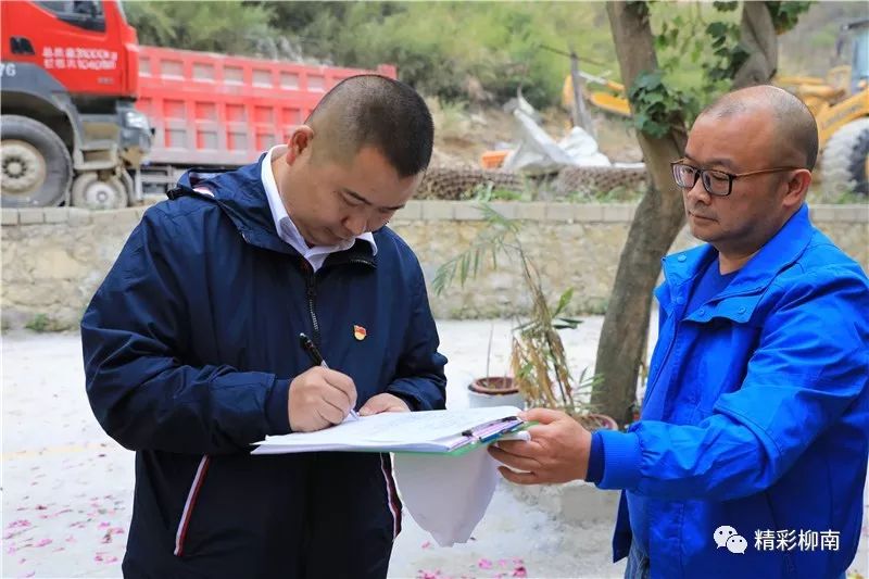 区委常委,副区长肖源率队到企业开展春节前安全检查