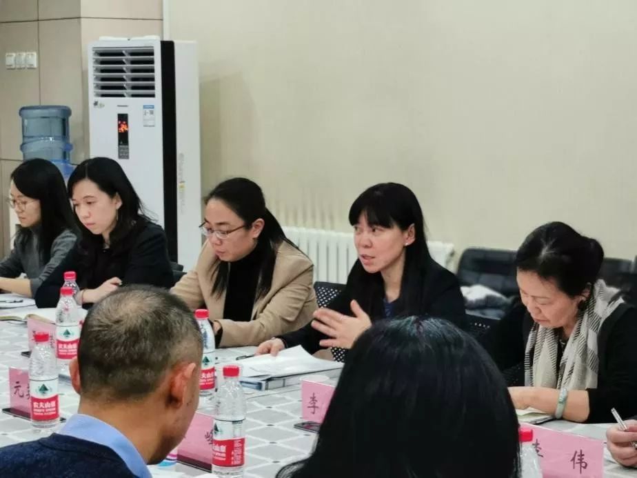 报告会上,项目首席专家孙燕荣副主任首先介绍了此次国家社科基金重大