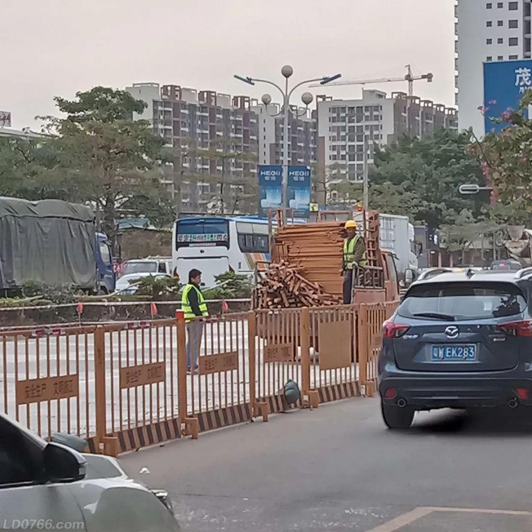 太好了!罗定这条塞了差不多一个月的道路,终于恢复通车啦