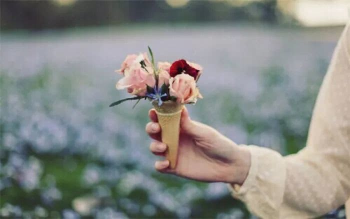 人怎么才能活得最舒心 e229d5ebe6ba485795711c8629631f6c.jpeg