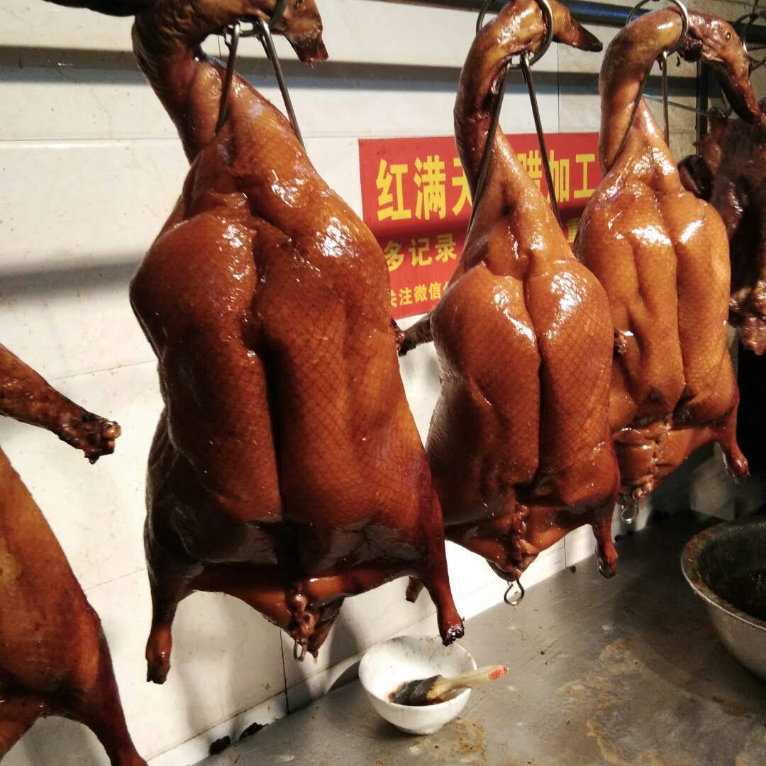 讲烧鸭是怎么打气的，广东烧鸭的关键环节披露！|