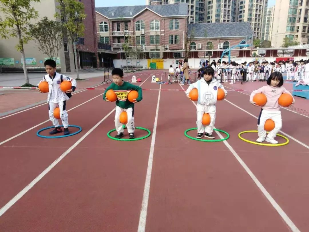 比什么皆什么成语_成语故事简笔画(3)