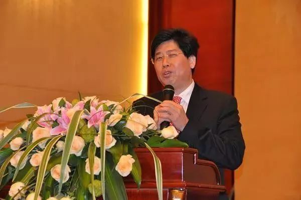 又一“巨头”跌落！范冰冰曾代言，如今亏损4