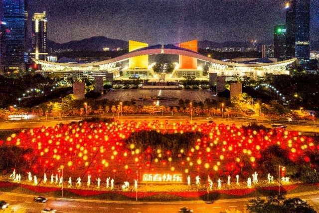 深圳12万个红灯笼迎新春，6000多平方米迎春壁画等你赏