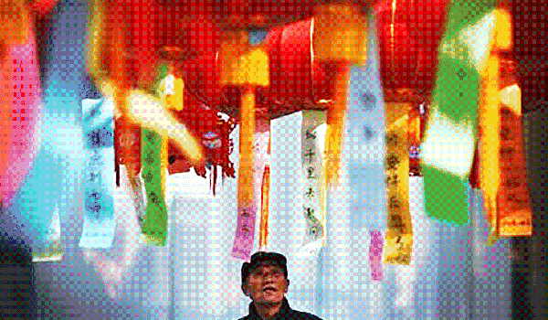 感受文化魅力 皮影戏作为中国首批非物质文化遗产 在这里你可以近距离