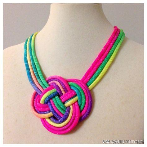 画简单好看的项链大全 b81d259bed2948278fc755eaaecdac33.jpeg