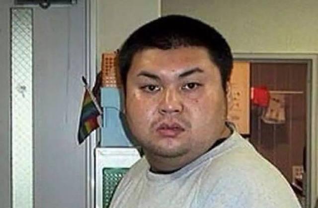 日本最具影响力艺人，本是男性却打扮成女生，