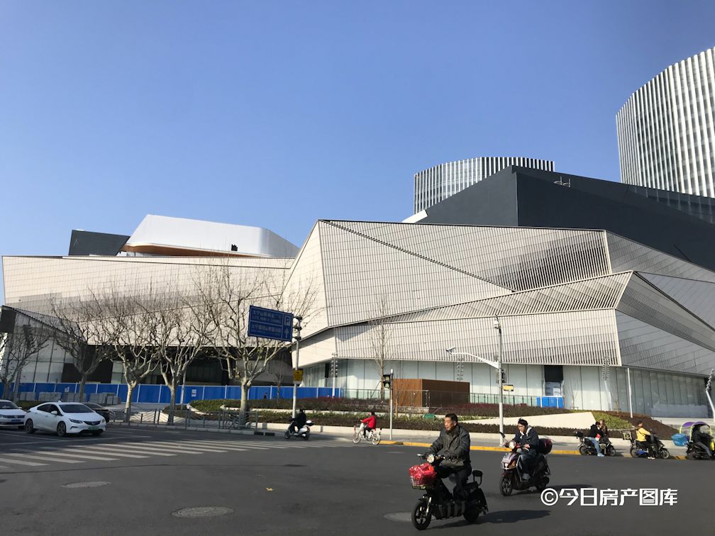 某一天当人们提起静安大宁除了金茂府和静安府静安映也能马上被想到