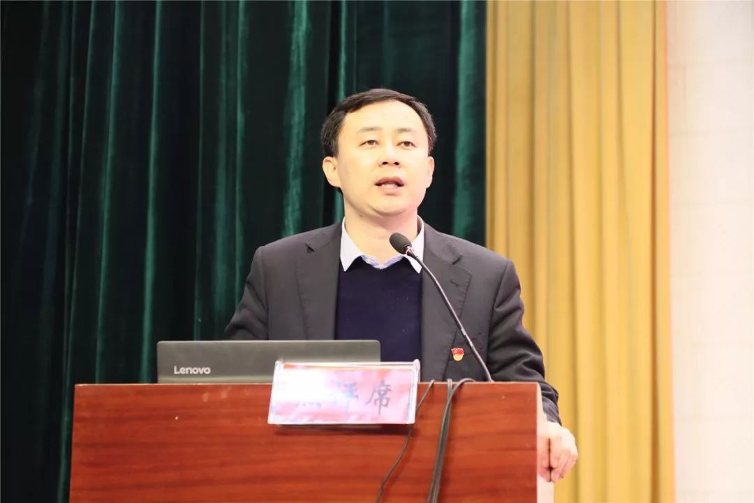 高三年级赵延昌主任展示交流高三年级冯庆研主任展示交流刘相国校长