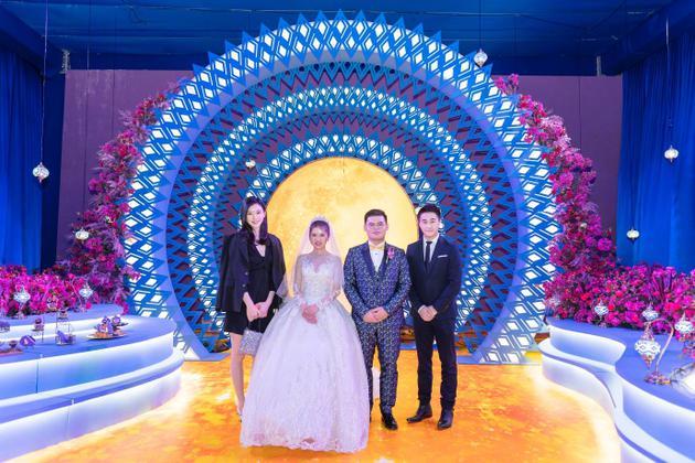 奚梦瑶何猷君出席朋友婚礼,长腿吸睛,网友:期待你们自己的婚礼 作者: 来源:猫眼娱乐V 奚梦瑶何猷君出席朋友婚礼,长腿吸睛,网友:期待你们自己的婚礼 作者: 来源:猫眼娱乐V