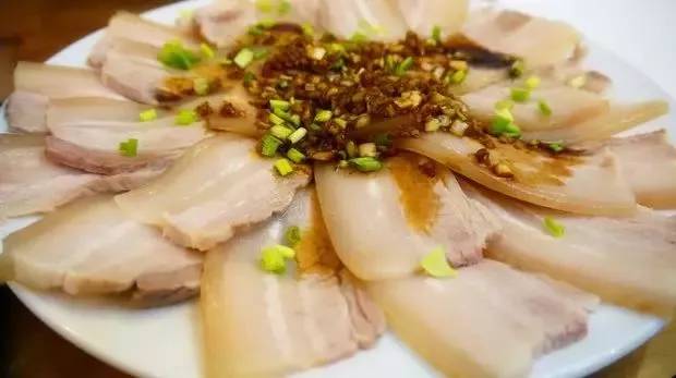 杀猪菜做什么好吃又快 54d38c31f9cf4b429cb84b12d6565b2f.jpeg