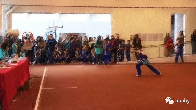 三四人小聚真实图片 6525014c0b434b199e73d159a5e0162e.jpeg