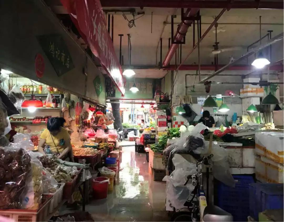 升级改造工作一直在推进中 感觉去市场也能随随便便就拍出大片 ▼▼