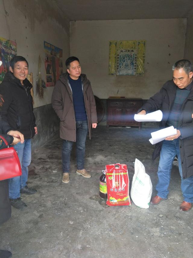 平梁镇有多少人口_织金县有多少人口