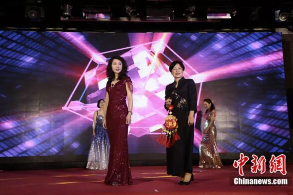 儿科女医生“卸妆救人”走红，同行们这么说