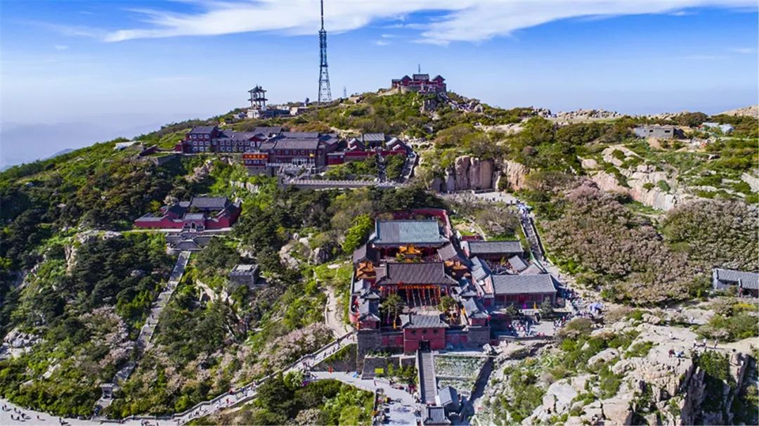 2019年泰山景区接待进山进景点游客567.9万人次!