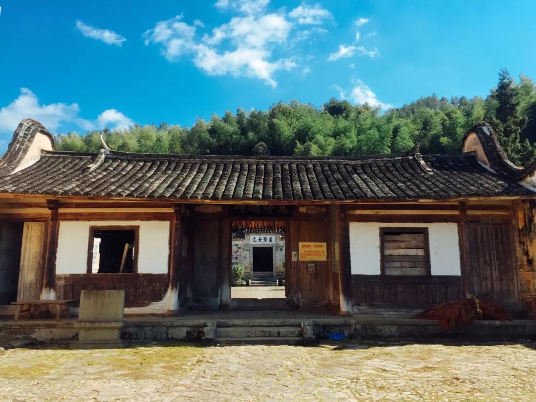 四平人口吧_四平火车站图片(3)