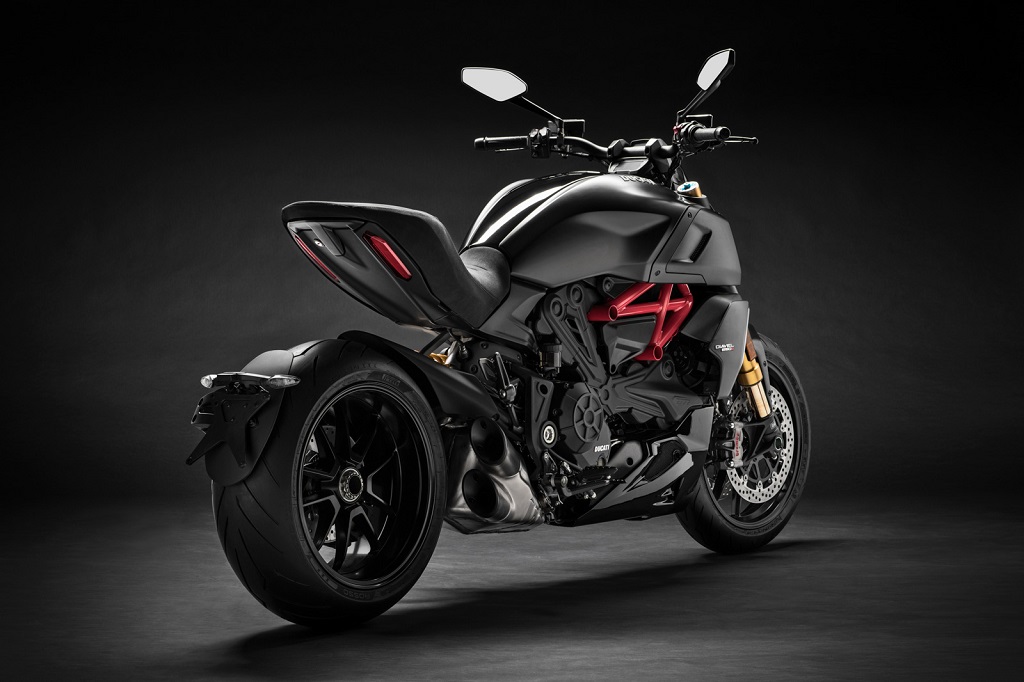 杜卡迪2020diavel1260s真正的重机