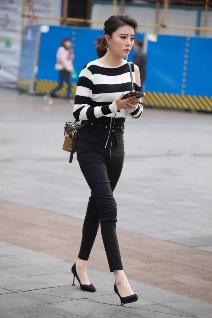 56a0a9b94df840e8a418e7a298c2aff3.JPG
