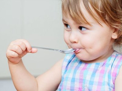 孩子不小心吃了异物，家长们究竟应该怎么做？所有爸妈都应该知道