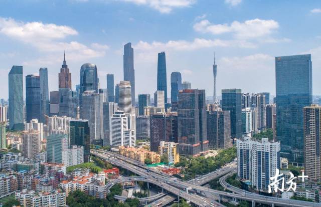 广东 gdp 2019_14省份公布前三季度GDP 京沪人均可支配收入超5万(2)