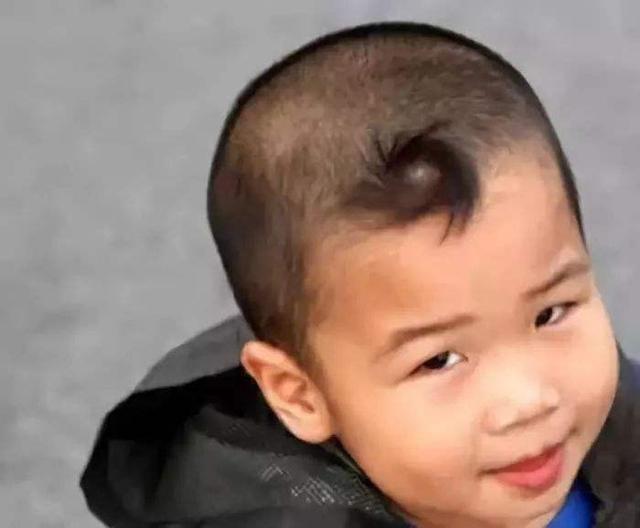 小孩的头怎么那么硬 a9debb4dcca6455bbf990c49c7706cd6.jpeg